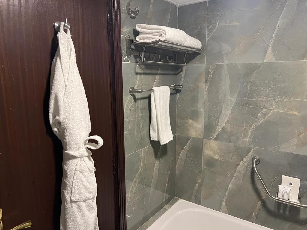 Al Ansar Golden Tulip Hotel Medina Kültér fotó